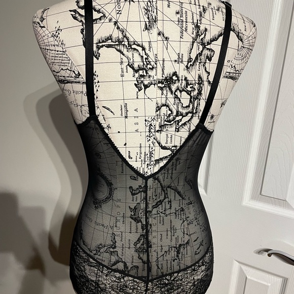 Vintage y2k Lace Sheer Bodysuit Monokini Blouse Coquette Whimsgoth Floral tank - Picture 4 of 5